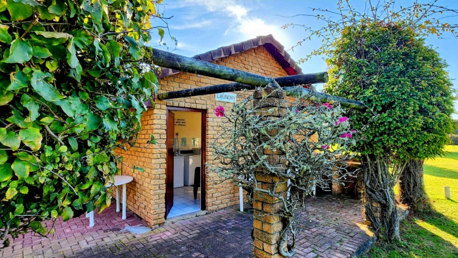 3 Bedroom Property for Sale in Brenton On Lake Western Cape